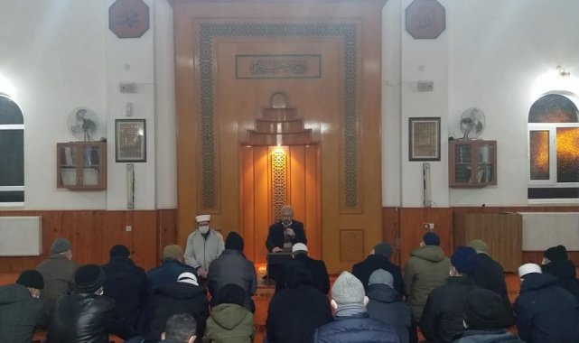 Gediz İmam Hatip Lisesi Tatbikat Camii&#039;nde &quot;Sabah Namazı Buluşması&quot;