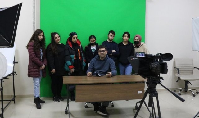 Geleceğin gazetecilerine eğitim semineri