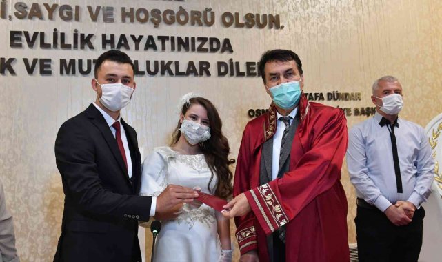 Gelin ve damatlar Osmangazi&#039;yi tercih etti