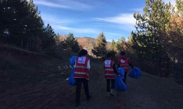 Genç Kızılay&#039;ın çevreci gençleri