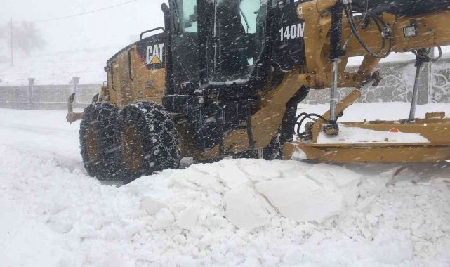 Gercüş'te 50 köy yolu ulaşıma açıldı