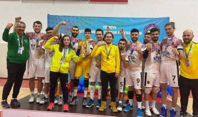 Gölcük İşitme Engelliler Erkekler Voleybol Takımı, Türkiye şampiyonu