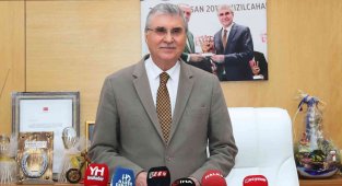 Gönülleri fetheden Büyükşehir'in şoförleri ödüllerini aldı