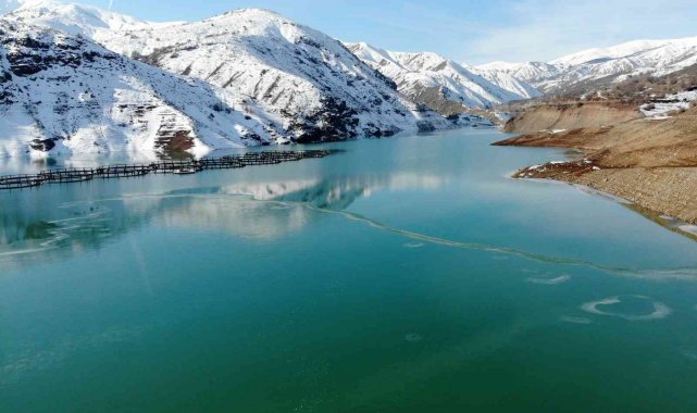 Göyne Sulama Barajı buzla kaplandı