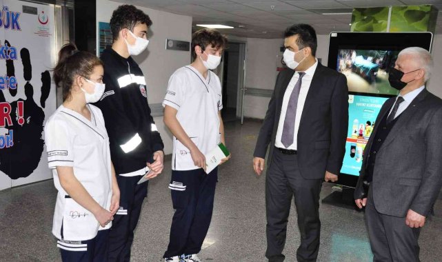 Gümüş'ten geleceğin sağlıkçılarına ziyaret