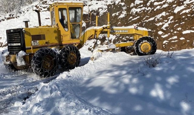 Gümüşhane'de kapalı köy yolları açılıyor