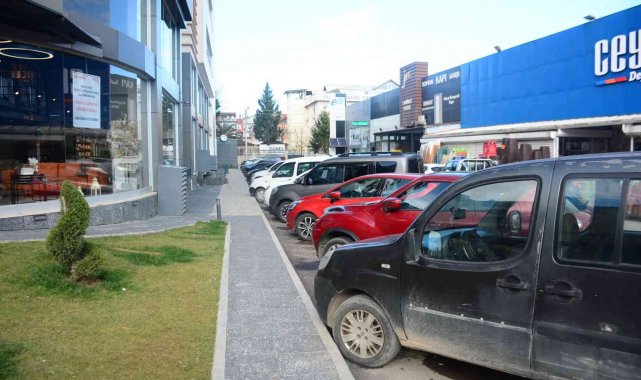 Günlerce yer işgal ediyorlar