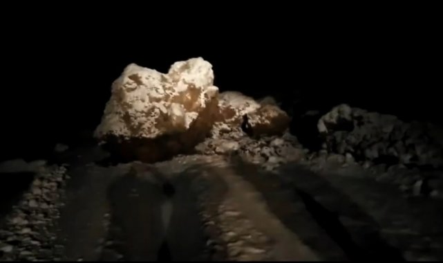 Hakkari-Şırnak karayolu ulaşıma kapatıldı