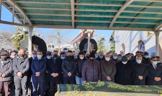 Halı sahada hayatını kaybeden şube müdürü son yolculuğuna uğurlandı