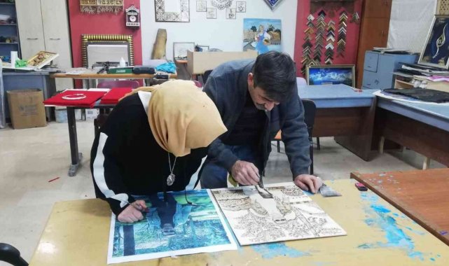 Hanımlar hem el becerilerini geliştiriyor hem de aile bütçelerine katkı sağlıyorlar