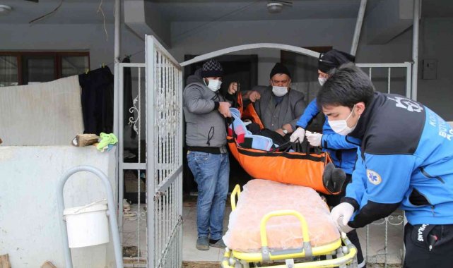 Hasta nakil ambulansları görev başında