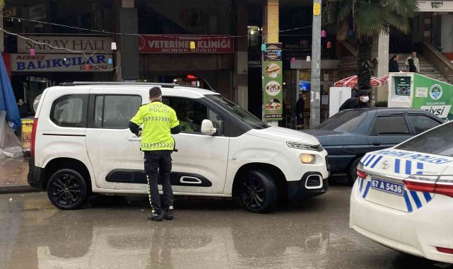 Hatalı park eden araç sürücülerine ceza