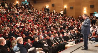 Hayati İnanç, Elazığlılarla buluştu