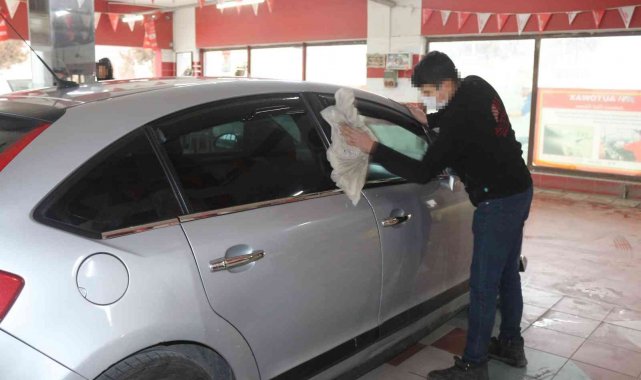 Hem bağımlılıktan kurtuluyorlar hem de iş sahibi oluyorlar