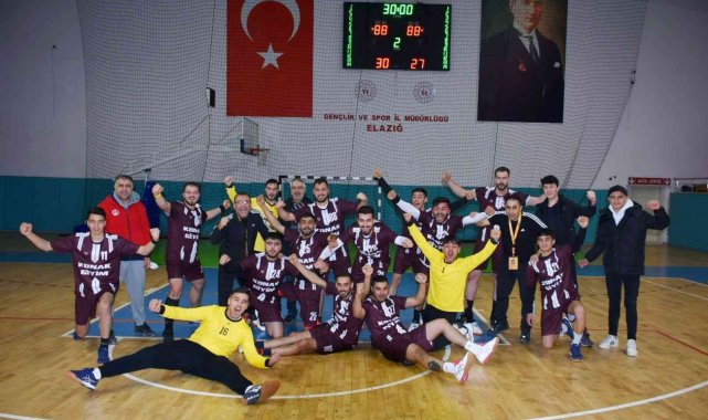Hentbol 2. Ligi: Elazığ Gençlikspor: 30 - Van Erek Beş Yıldızspor: 27