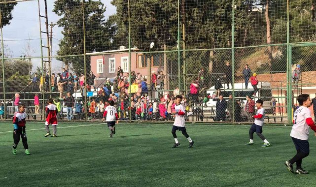 Her Gol Kitap Olsun Projesi&#039;ne destek artıyor