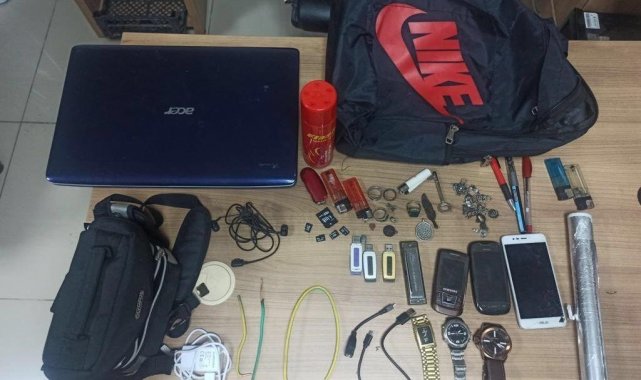 Hırsızı; şüpheli hareketleri ele verdi