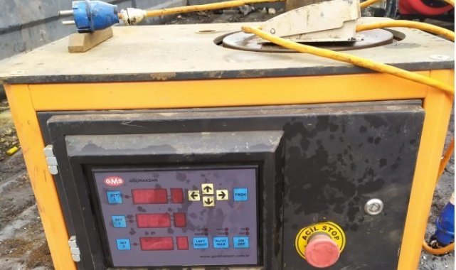 Hırsızlık zanlıları polis ekiplerinden kaçamadı