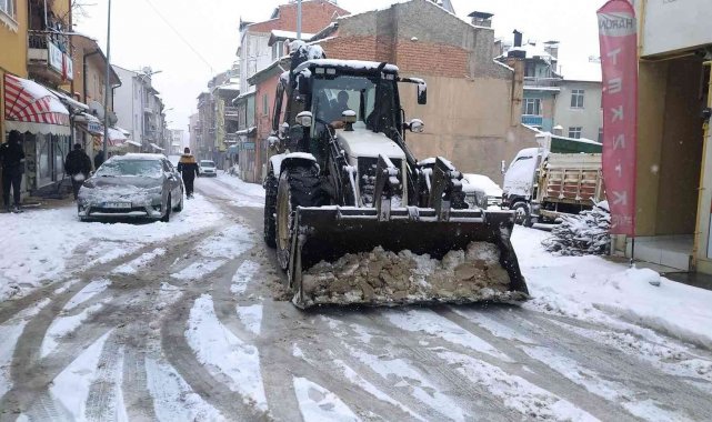Hisarcık Belediyesi'nden karla mücadele seferberliği