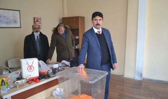 Horasan esnaf ve sanatkarlar odası başkanlığına Burhan Aydın seçildi