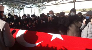 Hukukçu Prof. Dr. Alacakaptan son yolculuğuna uğurlandı