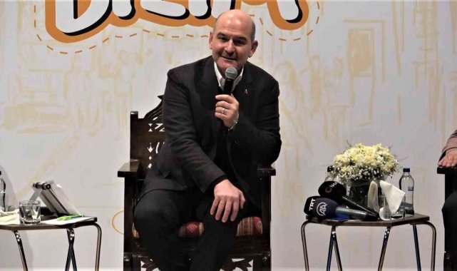 İçişleri Bakanı Soylu, Nusaybin'de gençlerle bir araya geldi