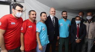 İçişleri Bakanı Soylu'dan Bangladeş'te Arakanlı Müslümanların kaldığı kampa ziyaret