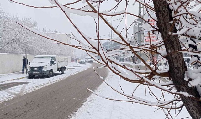 Iğdır'da kapalı 4 köy yolu kaldı