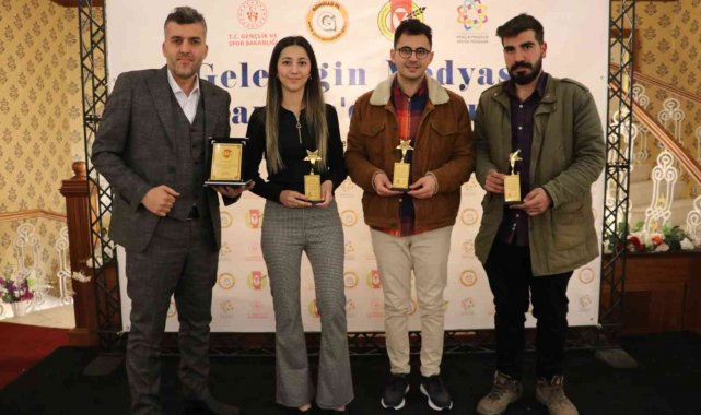 İhlas Haber Ajansı'na 4 ödül birden