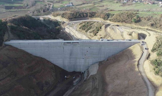 İhsaniye Barajı su tutmaya başladı