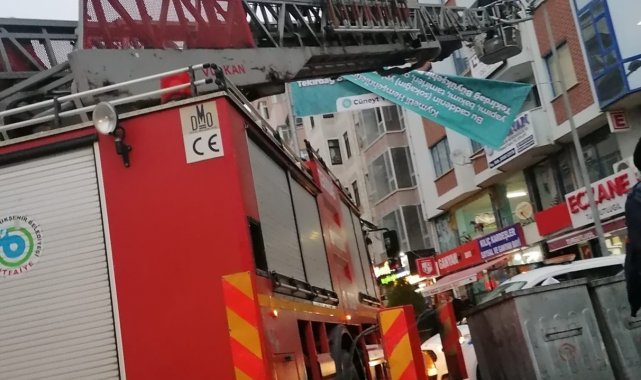 İki belediyenin afiş tartışması: "Sıkıysa kaldırsın"