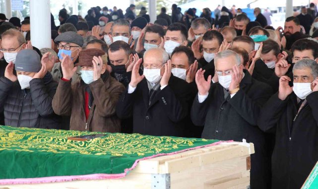 İktisatçı Nazif Ekzen son yolculuğuna uğurlandı