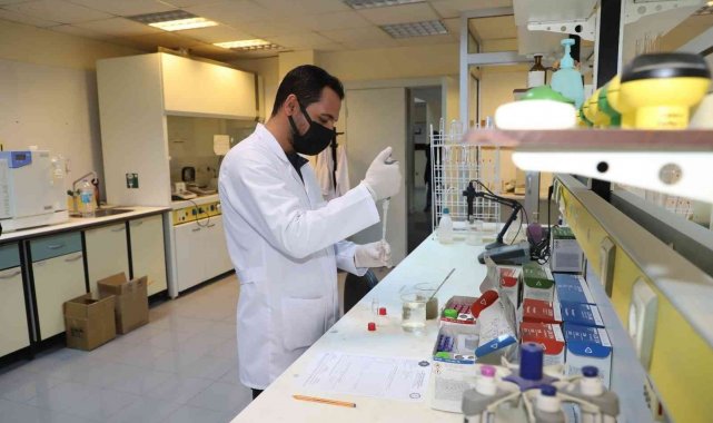 İleri Biyolojik Atıksu Arıtma Tesisi Laboratuvarı günlük 81 analiz yapıyor
