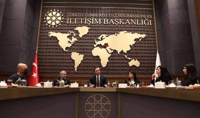 İletişim Başkanı Altun, "10 Ocak Çalışan Gazeteciler Günü"nde basın mensuplarıyla bir araya geldi