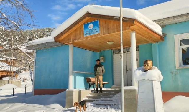 İlk görev yeri olan köye adeta aşık oldu, 30 yıl sonra hasret giderdi