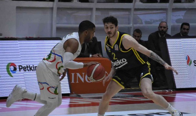 ING Basketbol Süper Ligi: Aliağa Petkim Spor: 95 - Fenerbahçe Beko: 90