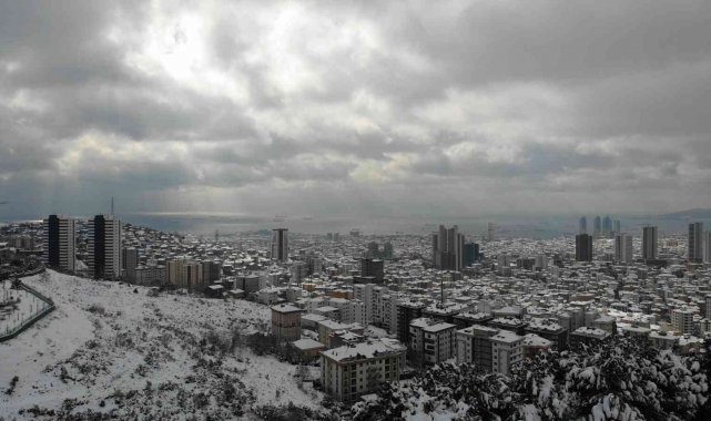 İstanbul beyaz gelinliğini giydi, ortaya kartpostallık görüntüler çıktı