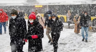 İstanbul’daki kar esaretinde son durum! Araçlarımızı bulunduğu yerden kaldıralım!