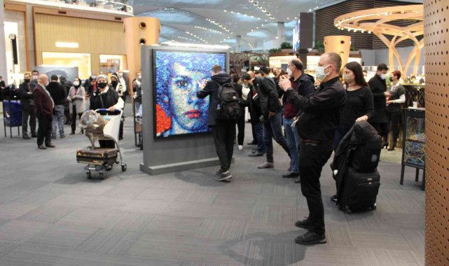 İstanbul Havalimanı&#039;nda toplanan atıklar sanata dönüştü