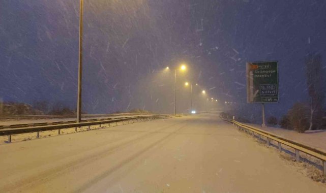 İstanbul'a araç girişleri durduruldu, yollar boş kaldı