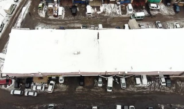 İstanbul'a yağan kar oto sanayilerde yoğunluk oluşturdu