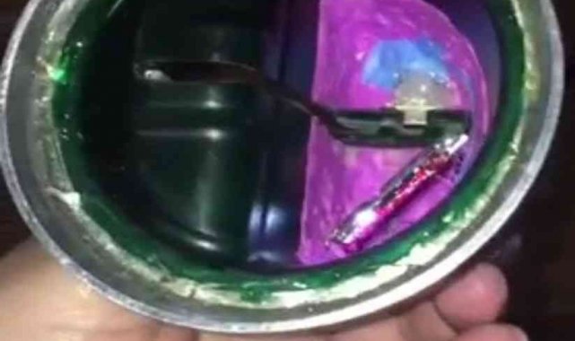 İstanbul'da bir ATM'ye yerleştirilmiş kart kopyalama cihazı bulundu