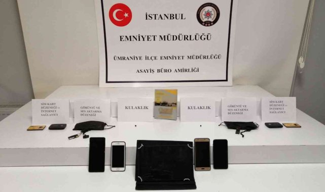 İstanbul'da ehliyet sınavında cerrahi maskeye kopya düzeneği kuran 5 kişi yakalandı