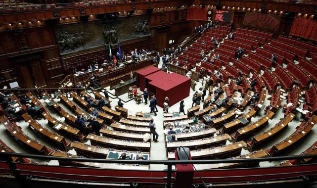 İtalya'da cumhurbaşkanlığı seçimlerindeki çıkmaz devam ediyor