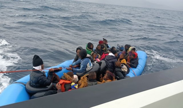 İzmir açıklarında 38 düzensiz göçmen kurtarıldı