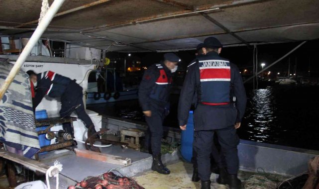 İzmir&#039;de dev uyuşturucu operasyonu: 11 ilçede eş zamanlı şafak baskını