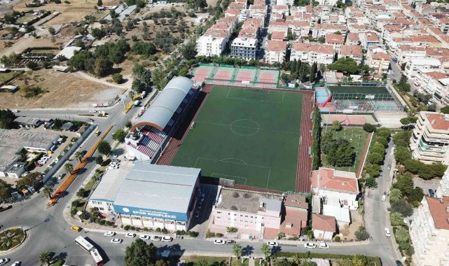 İzmirspor, maçlarını Balçova'da oynayacak