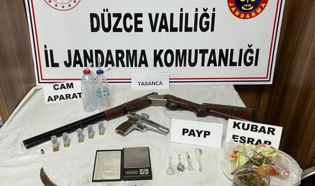 Jandarma baskınında uyuşturucu ve silah ele geçirildi