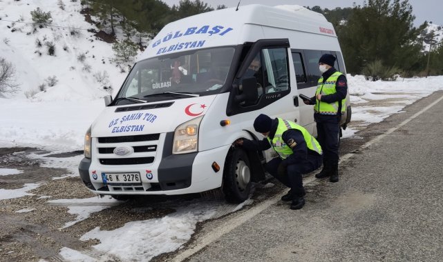 Jandarma ekiplerinden kış lastiği denetimi