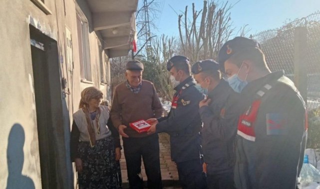 Jandarmadan şehit ailesine duygulandıran ziyaret